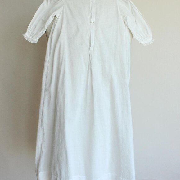 Vintage 1900s Baby Dress, White Cotton and Lace Pigeon Bust Christening Baptism - Picture 9 of 10